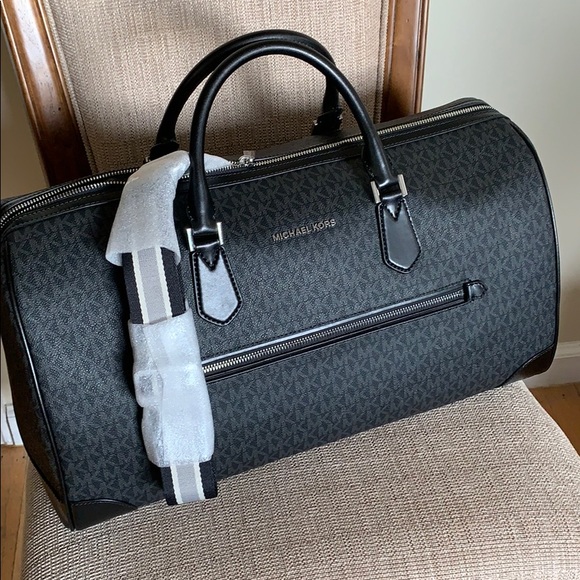 Michael Kors Travel Duffle Black - Picture 1 of 8